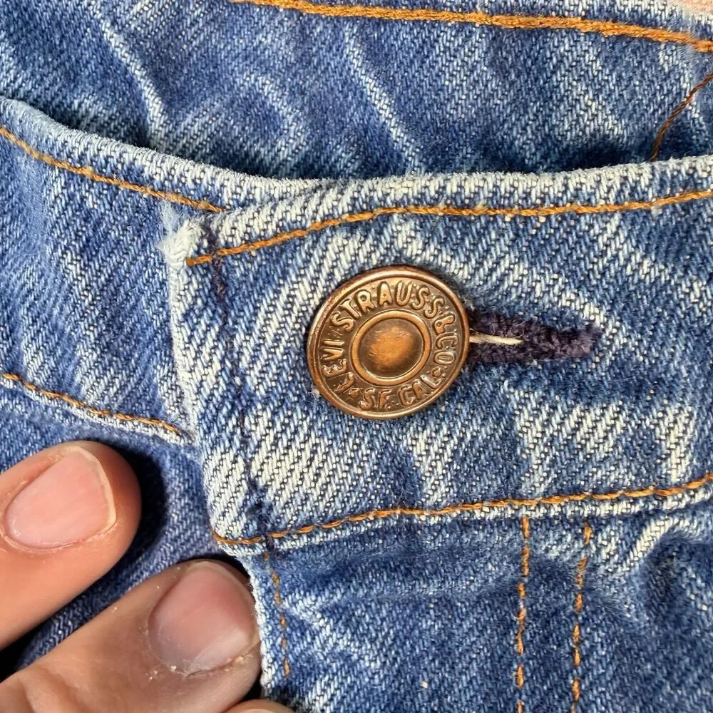 Levis good any